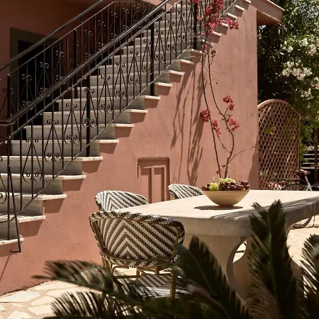 Hotel apartamentowy Anemelia Retreat - Explore & Recharge