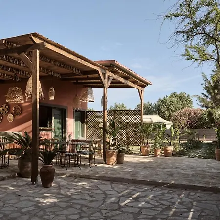 Hotel apartamentowy Anemelia Retreat - Explore & Recharge 2*