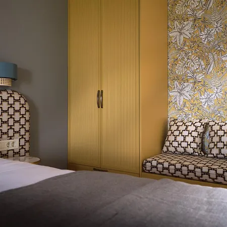 Anemelia Retreat - Explore & Recharge Apart Otel Laganas